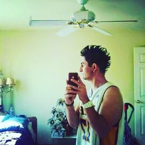 Meet your Posher, Benjamin